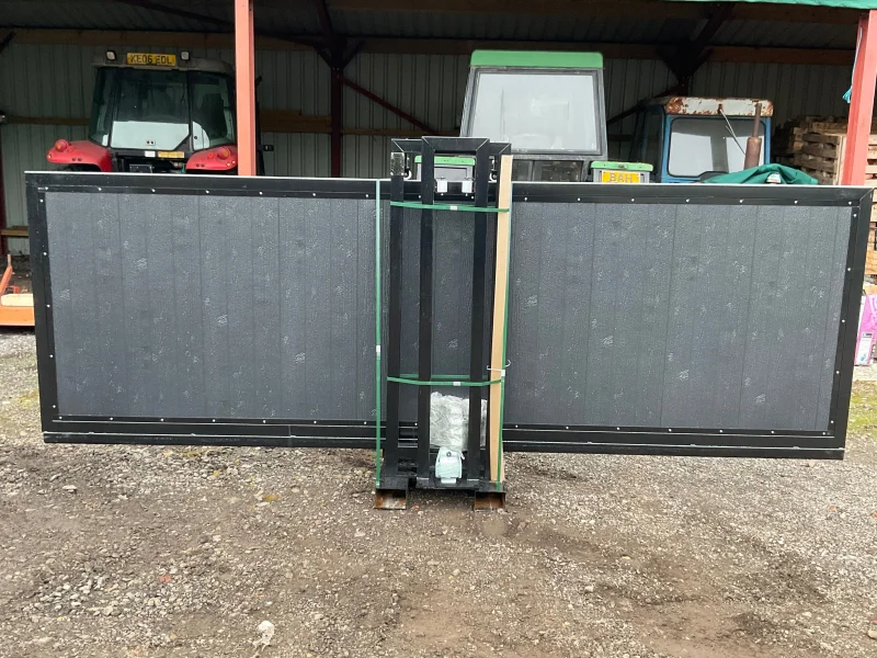 BPI Auctions - Unused 2024 Container Sauna Room, 2025 Brand New Closable BBQ House & Electric Sliding Gates & Iron Gates for Auction - Auction Image 4