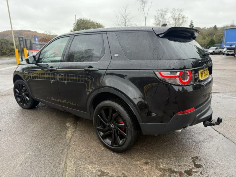 Gavel Auctioneers Ltd - 2015 Land Rover Discovery Sport HSE Luxury at Auction - Auction Image 5