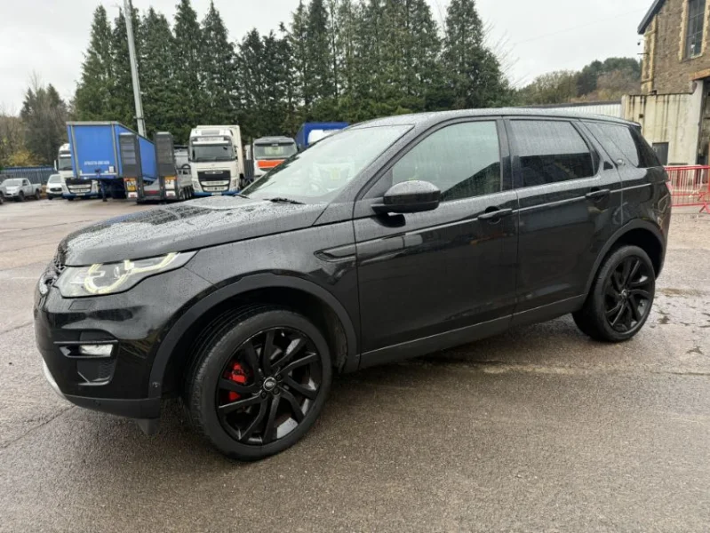 Gavel Auctioneers Ltd - 2015 Land Rover Discovery Sport HSE Luxury at Auction - Auction Image 3
