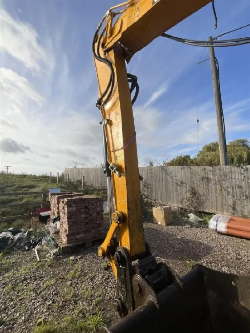 Gavel Auctioneers Ltd - Salvage 2022 JCB 140X LC Excavator Auction - Auction Image 1