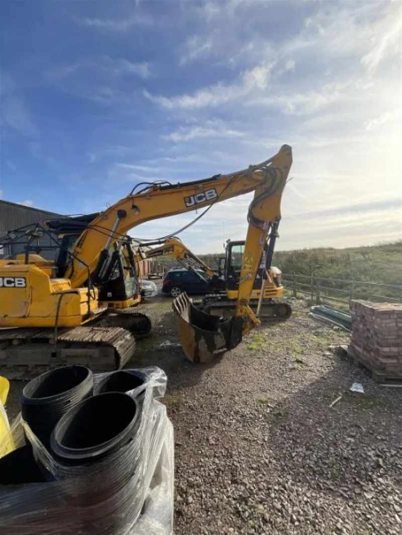 Gavel Auctioneers Ltd - Salvage 2022 JCB 140X LC Excavator Auction - Auction Image 5