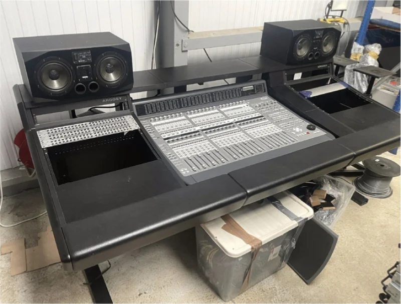 Peaker Pattinson (Auctioneers) Ltd - December Collective Auction to include Telecoms Test and Measurement, Broadcast & Studio, Electronic Test Equipment - Auction Image 1
