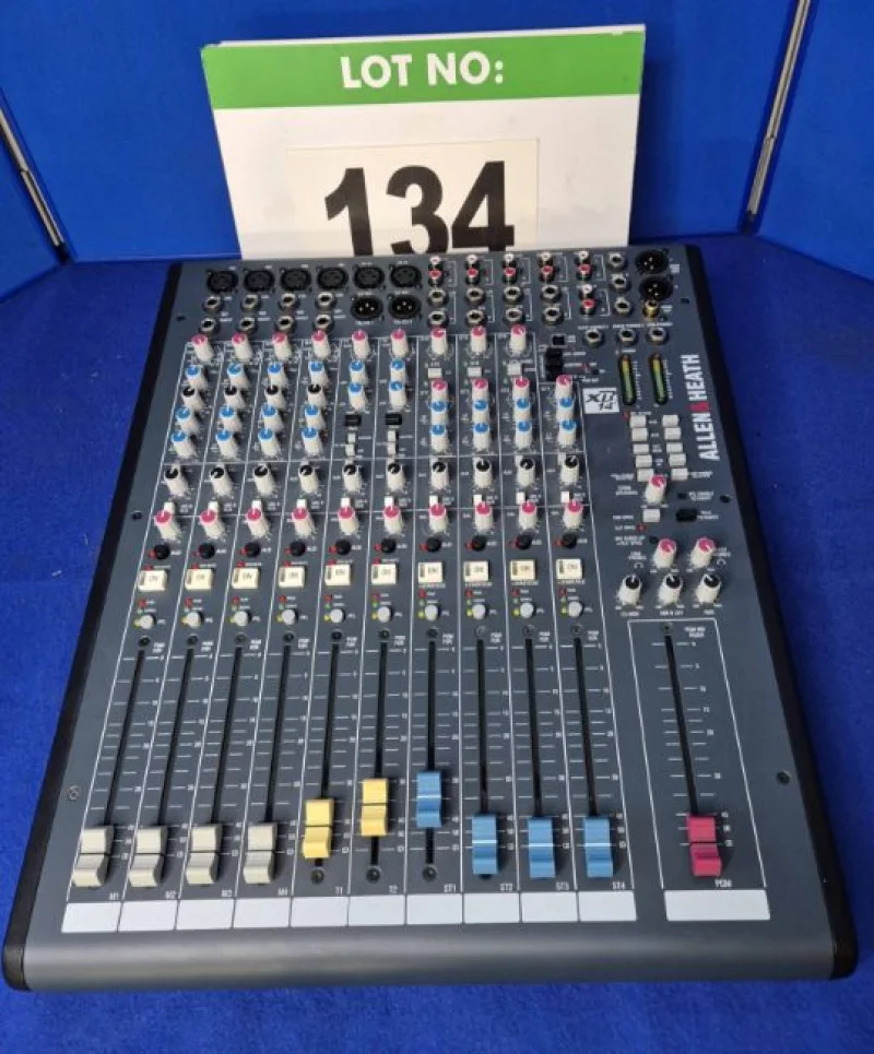 Wyles Hardy & Co - Auction of Specific Contents of Our Lady’s Abingdon – Workshop, Engineering, Craft & Educational Equipment - Auction Image 9