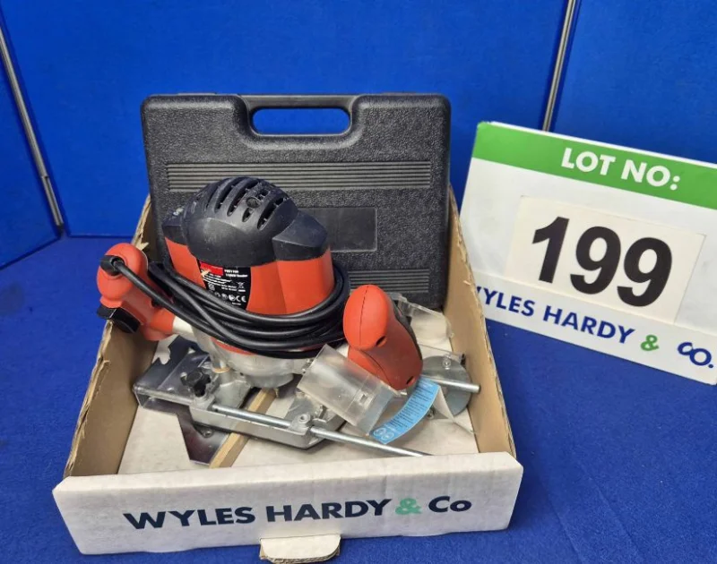 Wyles Hardy & Co - Auction of Specific Contents of Our Lady’s Abingdon – Workshop, Engineering, Craft & Educational Equipment - Auction Image 17