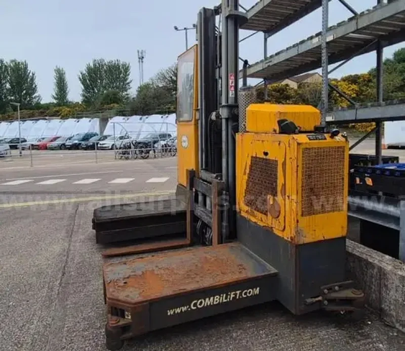 AllSurplus - Caterpillar - Materials Handling & Lifting Equipment Auction - Auction Image 6