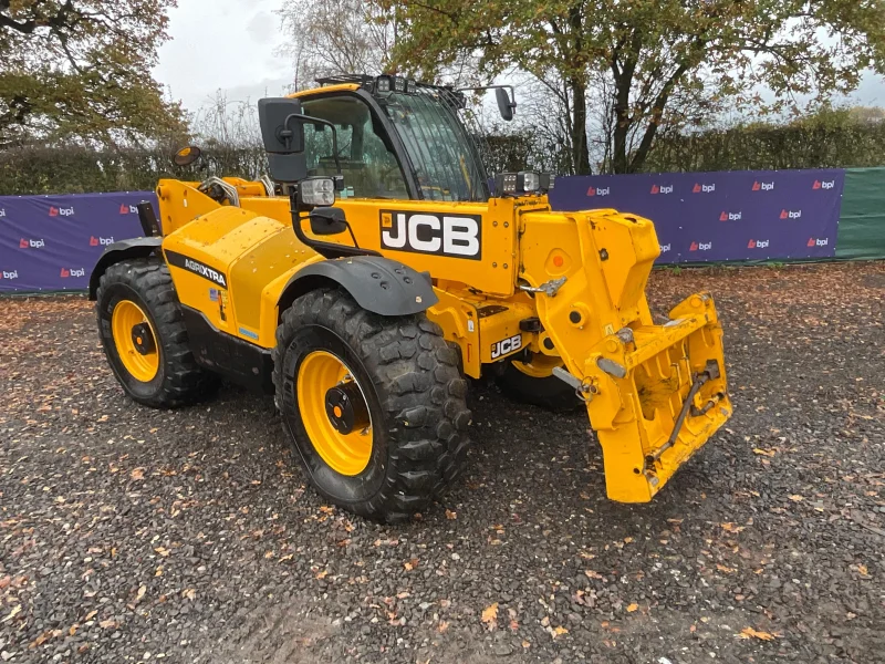 BPI Auctions - 2024 - 2017 JCB Telehandlers, 2023 JCB Compact Loading Shovel & 2023 Kuhn Rotary Rake for Auction - Auction Image 4