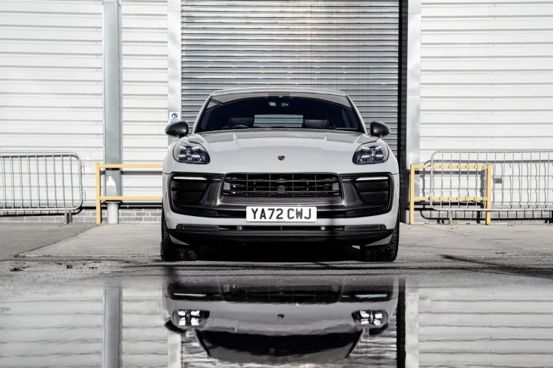 BPI Auctions - 2023 Porsche Macan T S-A at Auction with Full Service History, V5 & 2x Keys - Auction Image 2