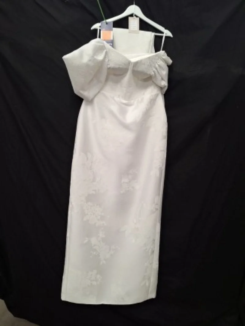 Eddisons - Scunthorpe - Range of Luxury Bridal Wear by Dama, Eva Lendel & Elly etc available at Auction - Auction Image 3