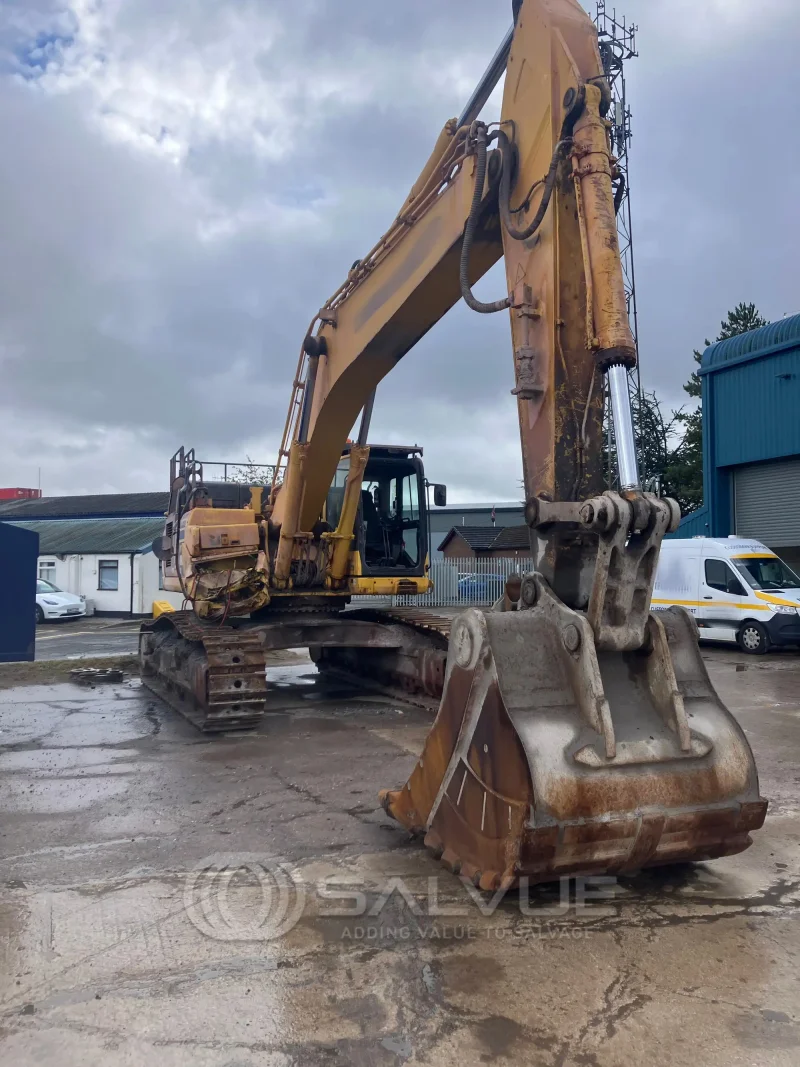 Salvue Ltd. - 2020 Komatsu PC490LC-11E0 Excavator - Impact Damaged - Auction Image 2