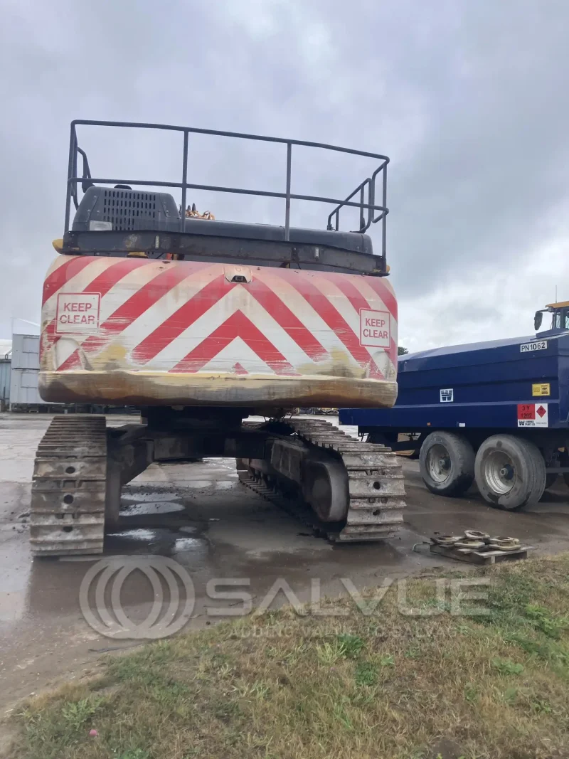 Salvue Ltd. - 2020 Komatsu PC490LC-11E0 Excavator - Impact Damaged - Auction Image 4