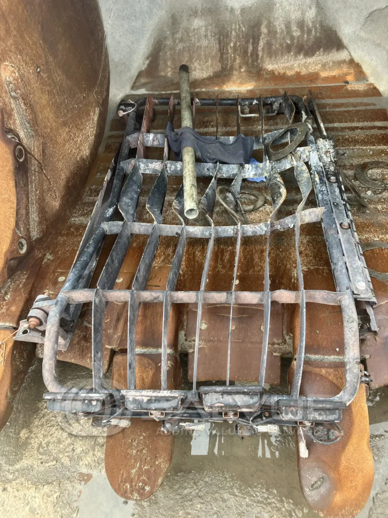 Salvue Ltd. - 2020 Komatsu PC490LC-11E0 Excavator - Impact Damaged - Auction Image 5
