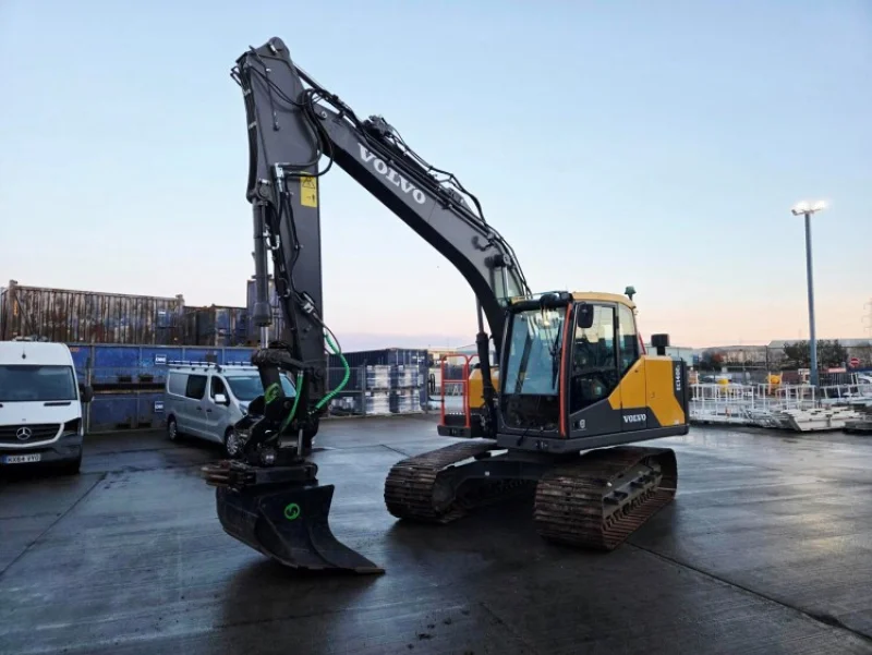 Thainstone Specialist Auctions (TSA) - Timed Online Auction Sale Comprising of Fendt Tractors, Bobcat Skidsteers & Attachments, Volvo EC140EL Excavator, Vans, Forklifts, Quad Bike, Low Loaders Trailers, Accommodation & Welfare Units, Workshop Equipment etc - Auction Image 3