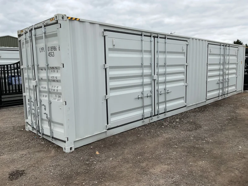 BPI Auctions - Unused Double Toilet Units & Office Container, 20ft Farm Gates, 14ft Heavy Duty Bi-Parting Gates, 10ft - 6.5ft Workbenches available at Auction - Auction Image 4