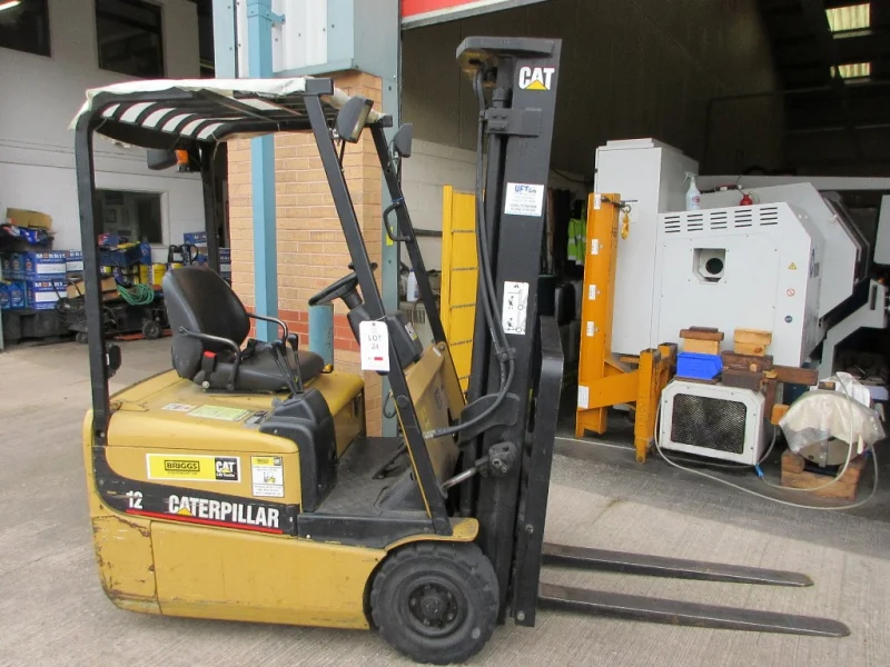 Lambert Smith Hampton - Bristol - CNC & Conventional Machine Tools, Engineering, Inspection and Factory Equipment, Forklift, Commercial Vehicle etc available at Auction - Auction Image 7