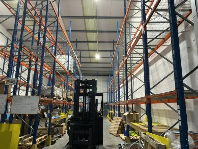 JPS Chartered Surveyors - Warehousing Equipment Auction | Dismantled Pallet Racking & Linde Reach Truck - Auction Image 1