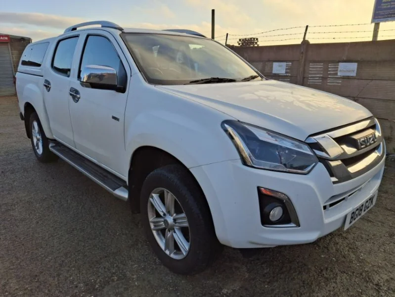 Eddisons - Stockport - Isuzu Pick-Up Truck, DAF Flat Bed Truck with Crane and Contents of Hardware Store available at Auction - Auction Image 2