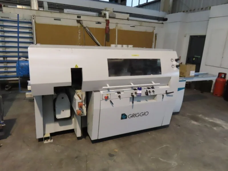 Eddisons - Stockport - December Woodworking Auction - Auction Image 3