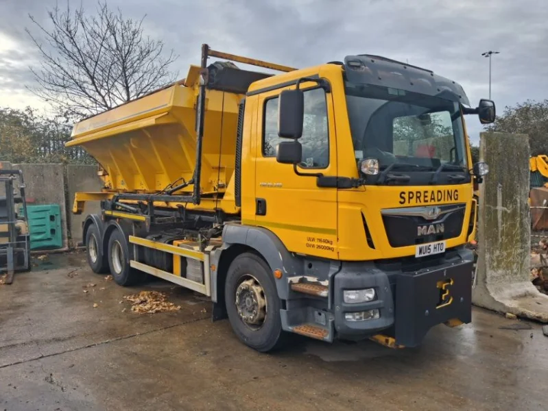 Eddisons - Scunthorpe - Commercial Vehicles and Grass Cutting Equipment Auction - Auction Image 1
