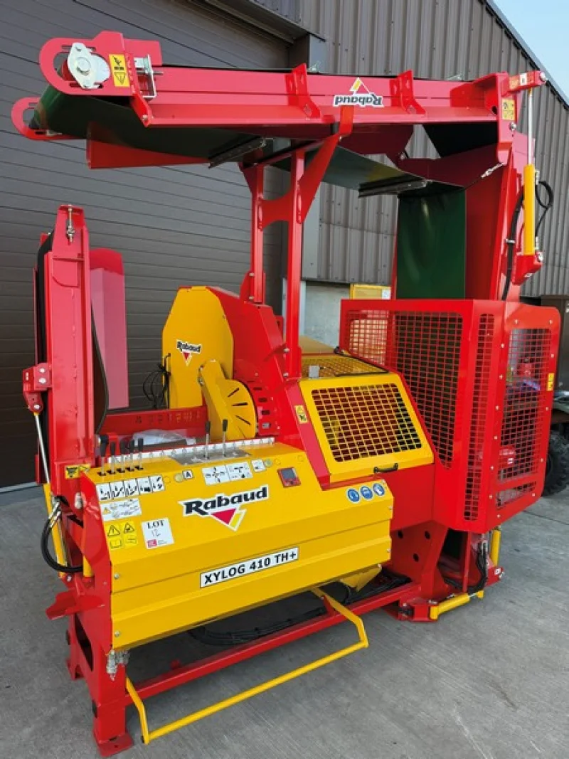 Lambert Smith Hampton - Manchester - Firewood / Forestry Equipment, Compact Loaders, Vehicles & Spares at Auction - Auction Image 4