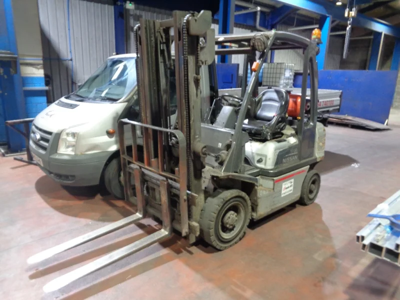Lambert Smith Hampton - Bristol - CNC & Conventional Machine Tools, Inspection, Factory and Engineering Equipment, Forklift, Stock, Commercial Vehicles at Auction - Auction Image 6