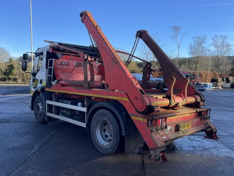 Gavel Auctioneers Ltd - 2016 Volvo FL 18ty Skip Loader at Auction - Auction Image 3