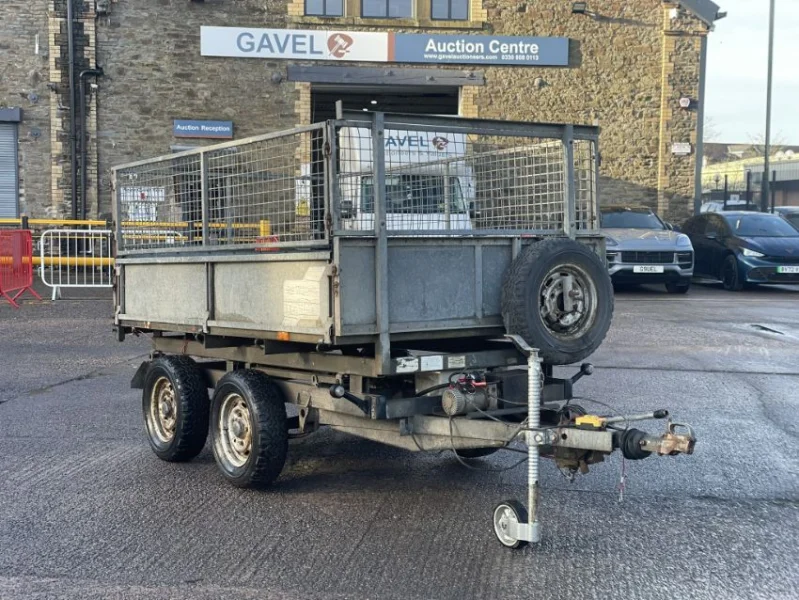 Gavel Auctioneers Ltd - Ifor Williams 8 x 5ft Twin Axle Tipping Trailer Auction - Auction Image 3