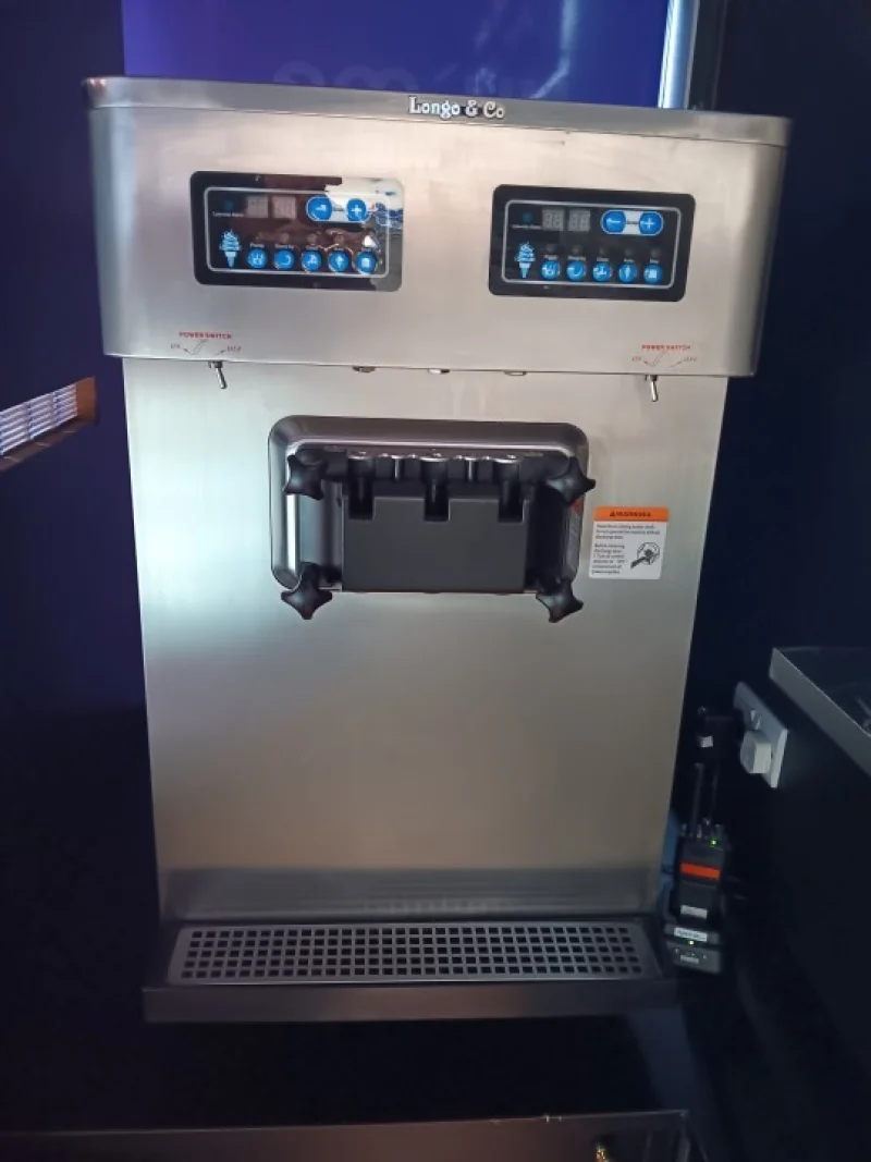 Eddisons - Stockport - Contents of a Cafe & Ice Cream Parlour including New Catering Equipment Auction - Auction Image 8