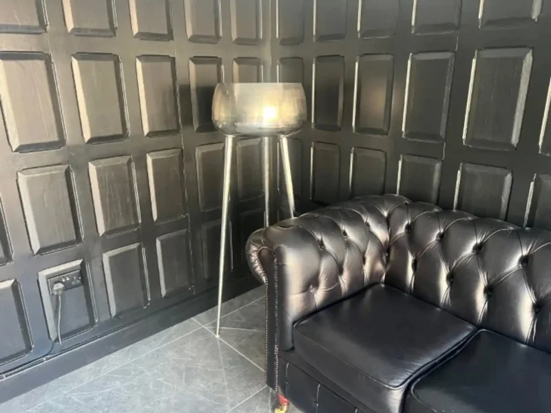 Wilsons Auctions - Glasgow - Home & Garden Furniture & Decor Auction - Auction Image 7