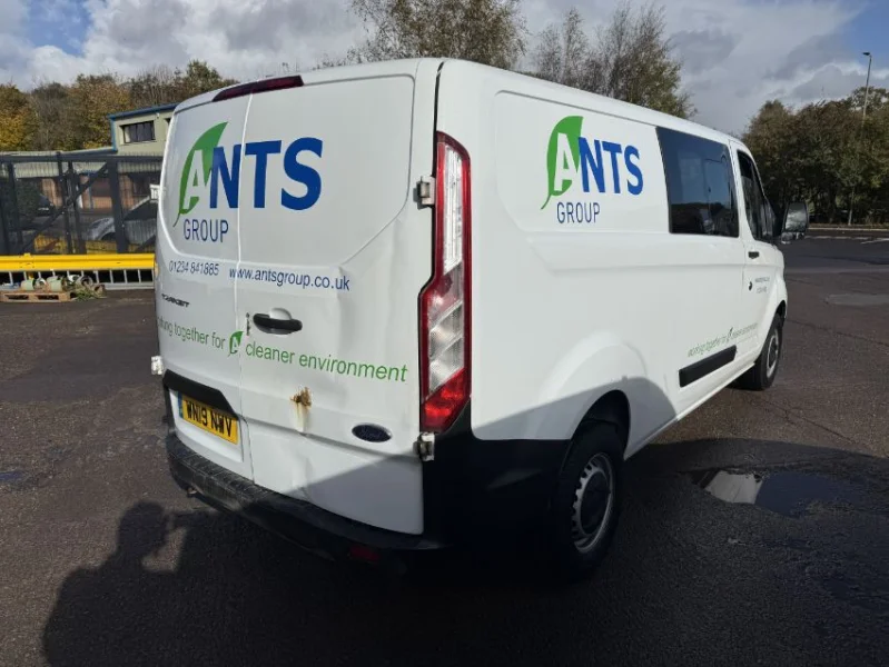 Gavel Auctioneers Ltd - 2019 Ford Transit Custom Crew Cab Van at Auction - Auction Image 4