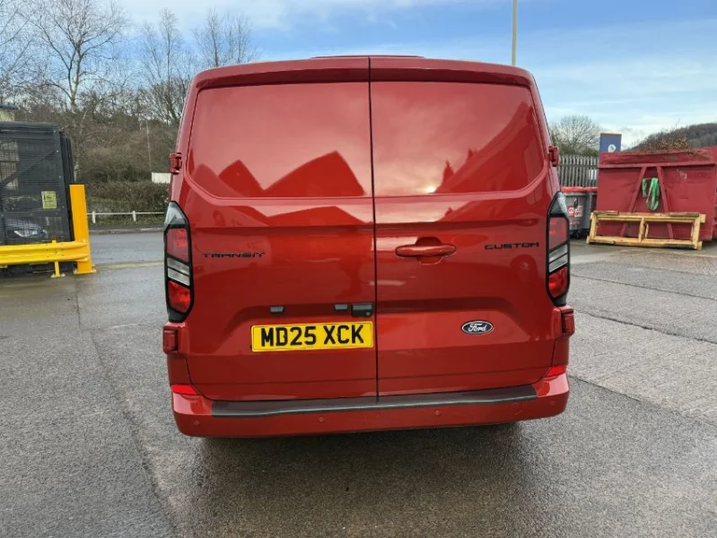 Gavel Auctioneers Ltd - 2025 Ford Custom Transit Custom 320 Limited EcoBlue Van Auction - Auction Image 4