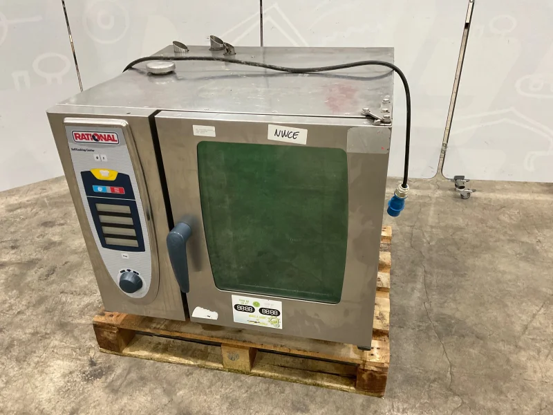 BPI Auctions - Commercial Catering Equipment Auction to include Fryers, Ovens, Pasta Boilers, Hot Cupboards, Microwaves, Freezers, Wine Coolers & More - Auction Image 1