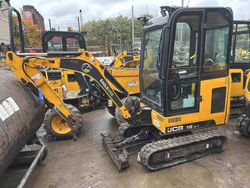 Sweeney Kincaid - JCB Excavators & Tracked Dumpers Auction - Auction Image 3