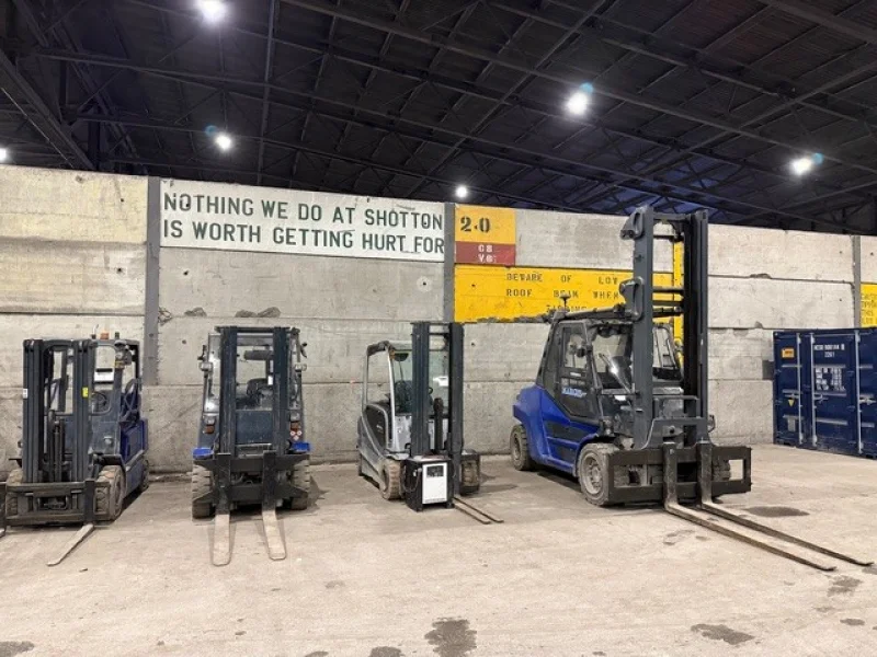 G J Wisdom & Co - Assets of Construction Company with  Site Offices, Containers, Forklifts, Vehicles, Tools,  Lifting, Welding & Other Construction Equipment at Auction - Auction Image 1