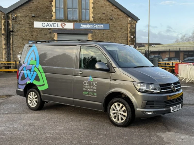 Gavel Auctioneers Ltd - 2019 Volkswagen Transporter T30 H-LN RDI Van at Auction - Auction Image 1