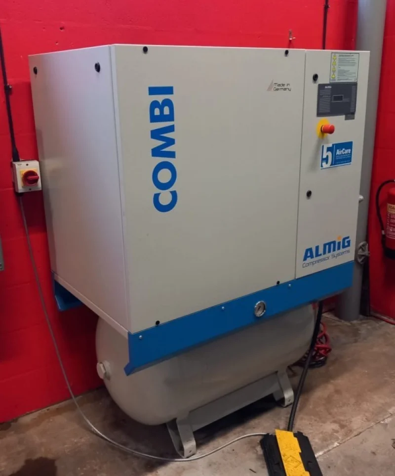 Eddisons - Stockport - Universal Pozi Matic Filling Line (2021) & Assets of a Car Care Product Supplier at Auction - Auction Image 3
