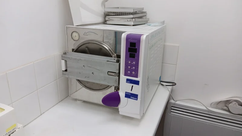 Eddisons - Stockport - Range of Veterinary Surgical Machinery, Equipment, Kennels & Pet Care Supplies - Auction Image 1