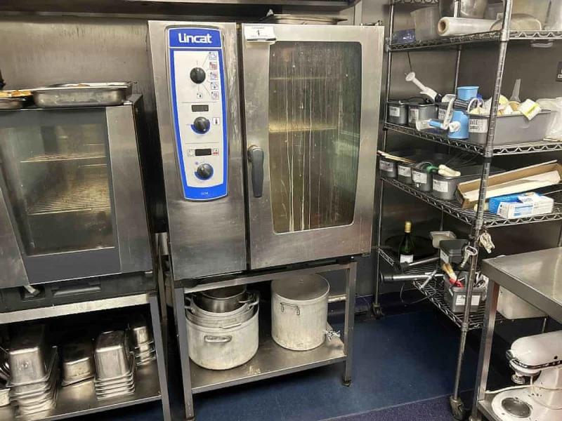 Sweeney Kincaid - Contents of Restaurant available at Auction - Auction Image 1