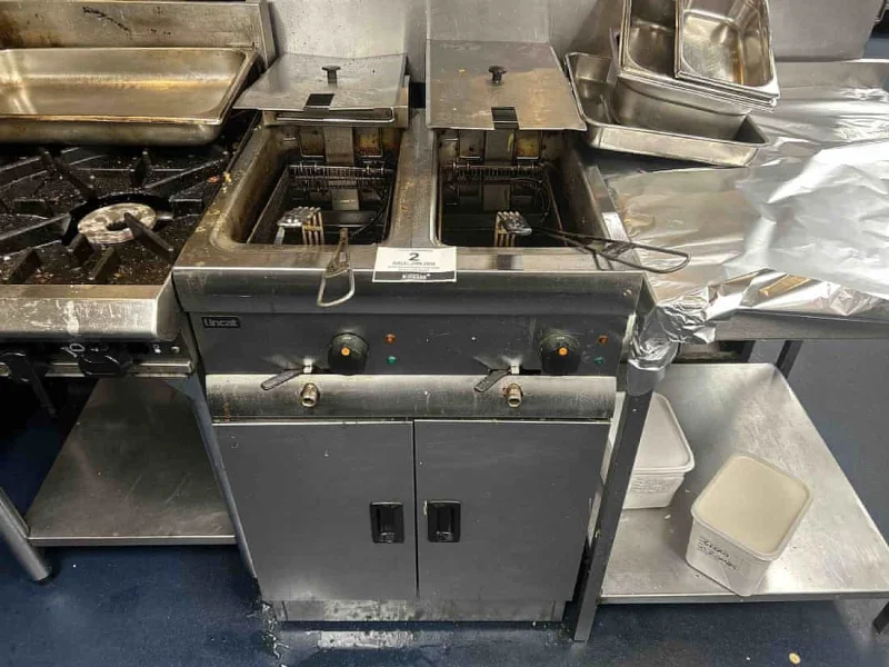 Sweeney Kincaid - Contents of Restaurant available at Auction - Auction Image 2