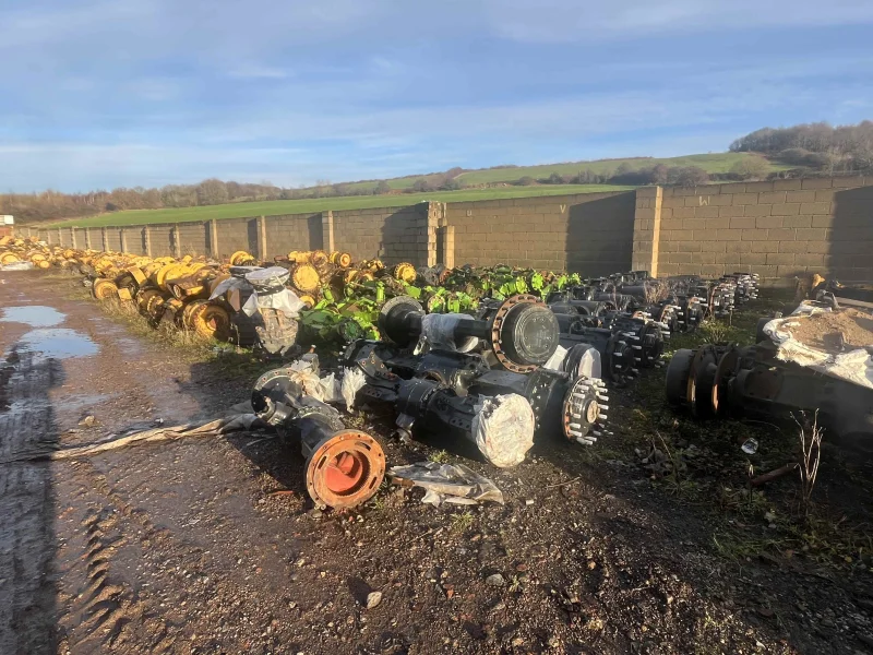 Sanderson Weatherall LLP - Leeds - Day 2 of 3 - Warwick Ward Machinery Auction to include - Earthmoving, Contractors & Recycling Plant & Equipment, Maintenance Workshop Equipment, Extensive New & Salvage Parts Stock and Vehicles - Auction Image 12