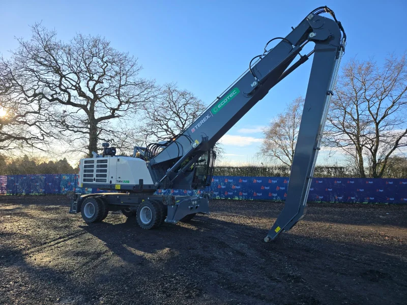 BPI Auctions - Material Handlers, Tracked Screeners & Shredders, Excavators & more at Auction - Auction Image 2
