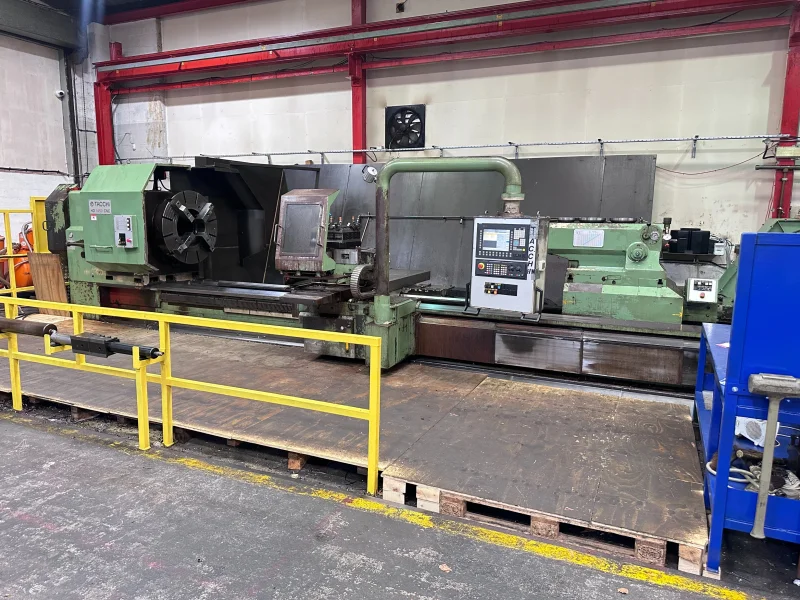 Cottrill & Co - Tacchi HD-1450 CNC 725 x 4000 510mm Hollow Bore Heavy Duty Centre Lathe. S/No. 6954 (2002) - Auction Image 1