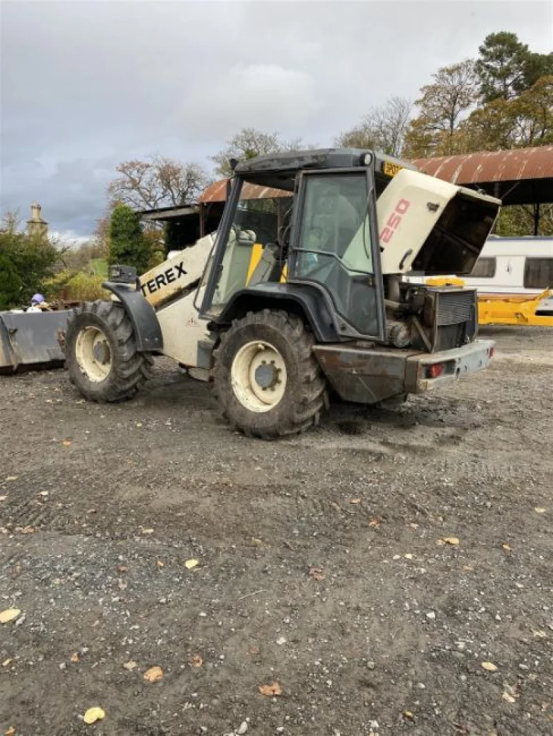 Gavel Auctioneers Ltd - Unreserved Online Auction – Salvage 2007 Terex T252 Cabbed Telehandler - Auction Image 1