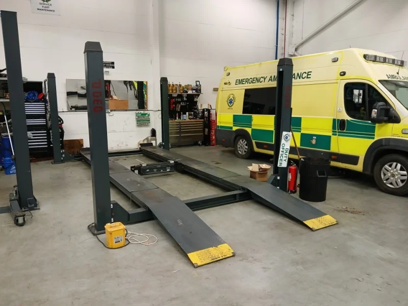 Eddisons - Stockport - Preliminary Notice - Assets of a Private Ambulance Company at Auction to inc Fleet of Ambulances by MAN TGE, Renault Master, Land Rover, Defibrillators, Stretchers, Backboards, Garage & Servicing Equipment - Auction Image 5