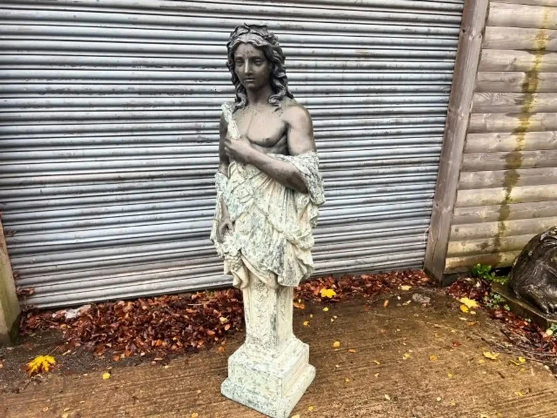 Wilsons Auctions - Auction Of Home and Garden Decor - Auction Image 1