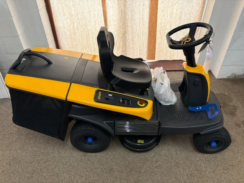 AMS - Selection of Garden Machinery & Accessories at Auction - Auction Image 5