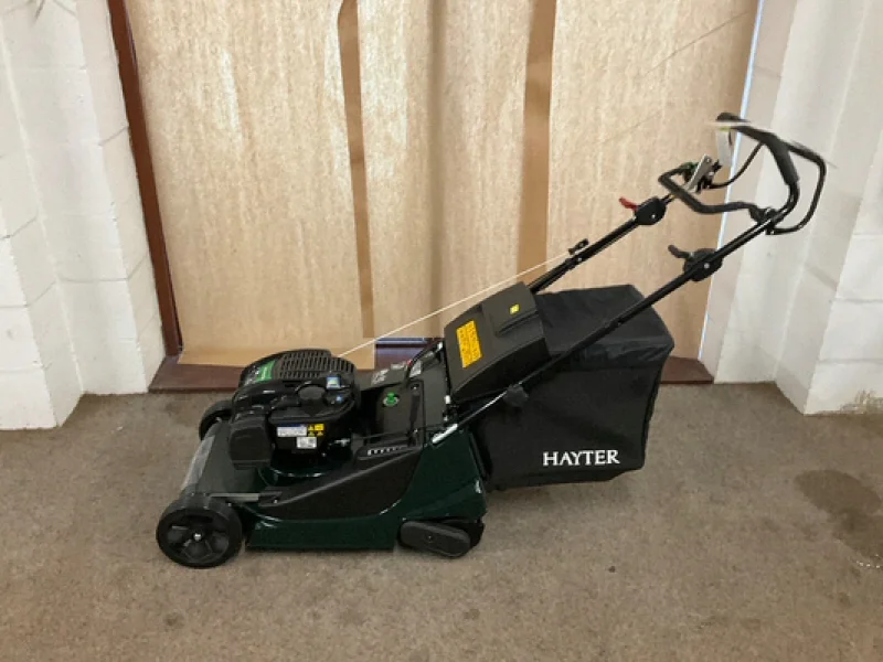 AMS - Selection of Garden Machinery & Accessories at Auction - Auction Image 6