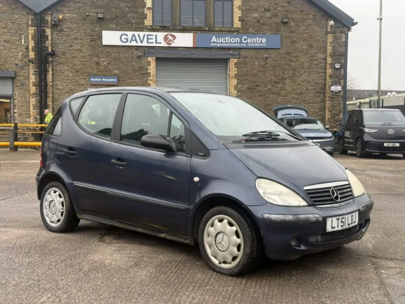 Gavel Auctioneers Ltd - Unreserved Online Auction - Spares or Repairs 2001 Mercedes A160 Classic - Auction Image 1