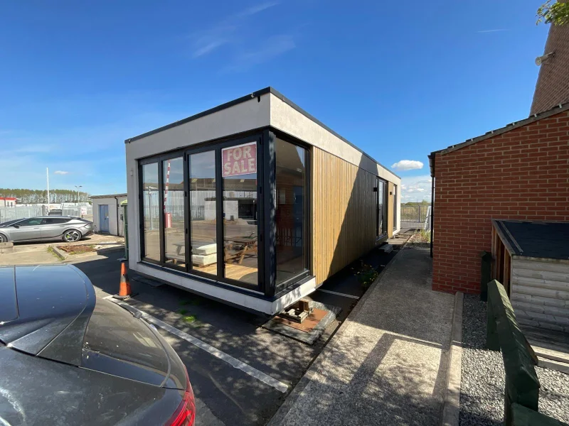 BPI Auctions - Unused Modular Home 4.3m x 12.35m x 3.15m Auction - Auction Image 1