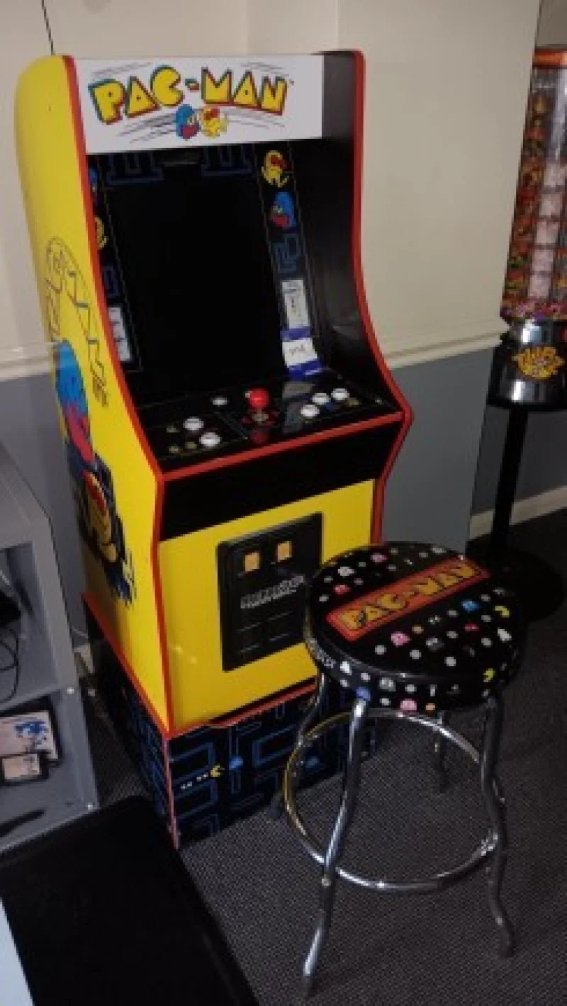 BTG Eddisons - Stockport - Assets of a 70 Bedroom Hotel to include Room Furniture ad Furnishings, Commercial Catering, Bar & Entertainment Equipment & Furniture at Auction - Auction Image 4