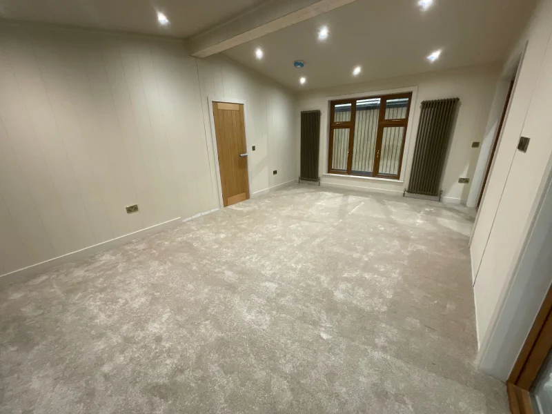 BPI Auctions - 60ft x 20ft Cedar Clad Luxury Home Auction - Auction Image 6